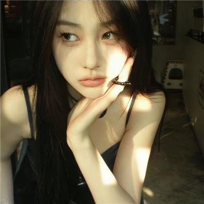 五旬老太整顿家门